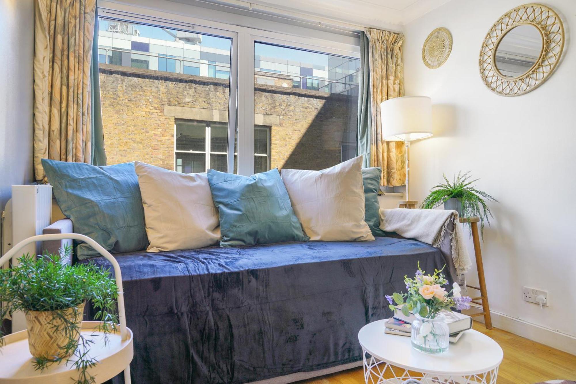 Modern In Fitzrovia By Keyhol Short Let Apartment *